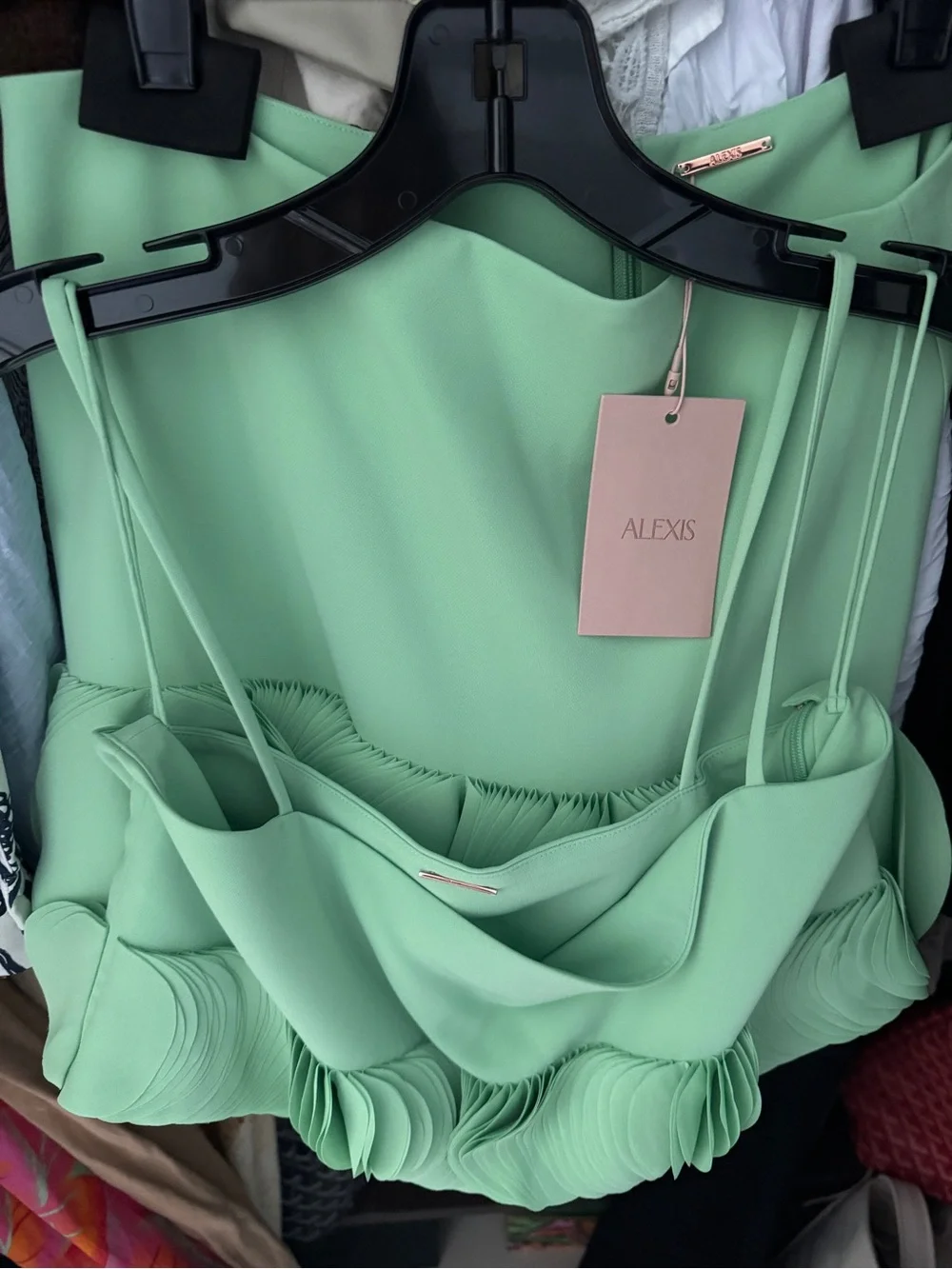 Alexis Pistachio Ruffle Set - Picture 4 of 6